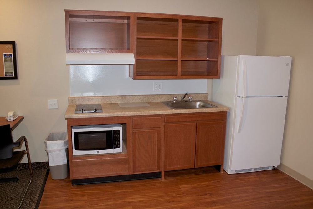 Suburban Studios Watford City 部屋 写真